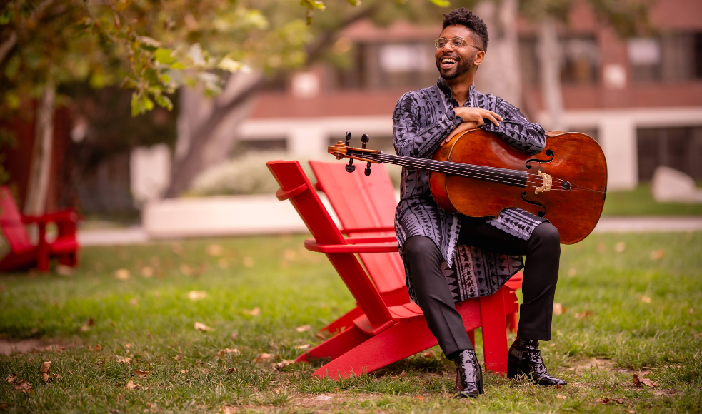 Música Clásica que Invierte la Relación entre Civilización y Barbarie: Seth Parker Woods y la politizacion del cello (esp) y Classical Music That Reverses the Relation Between Civilization and Barbarism: Seth Parker Woods and his ghostly&nbsp;cello