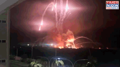 Trump, acorralado, desarma la Pax Americana, putinizando el mundo (esp) or “Trump, Cornered, Dismantles the Pax Americana by Putinizing the World”&nbsp;(eng)