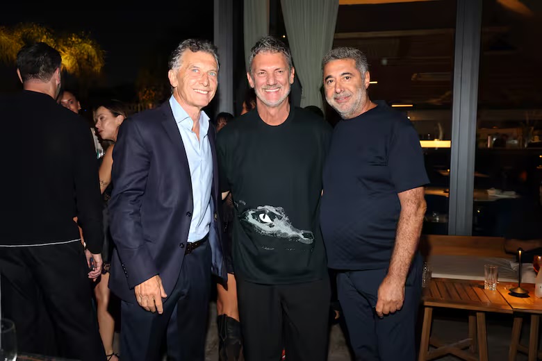 La Mala Educación streaming diario: «cumpleaños de Leo Mateu: Bridgerton en Cocodrilo Parte&nbsp;I»