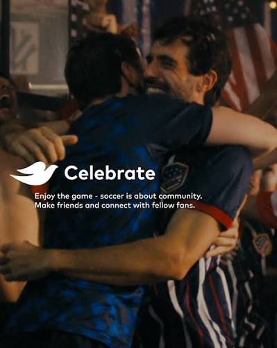 El Abrazo como Excusa: Fútbol, Masculinidad y lo que el 82 Dejó Pendiente (ESP) Or The Alibi of the Embrace: Football, Nationalism, and What 1982 Left Unfinished (ENG) 